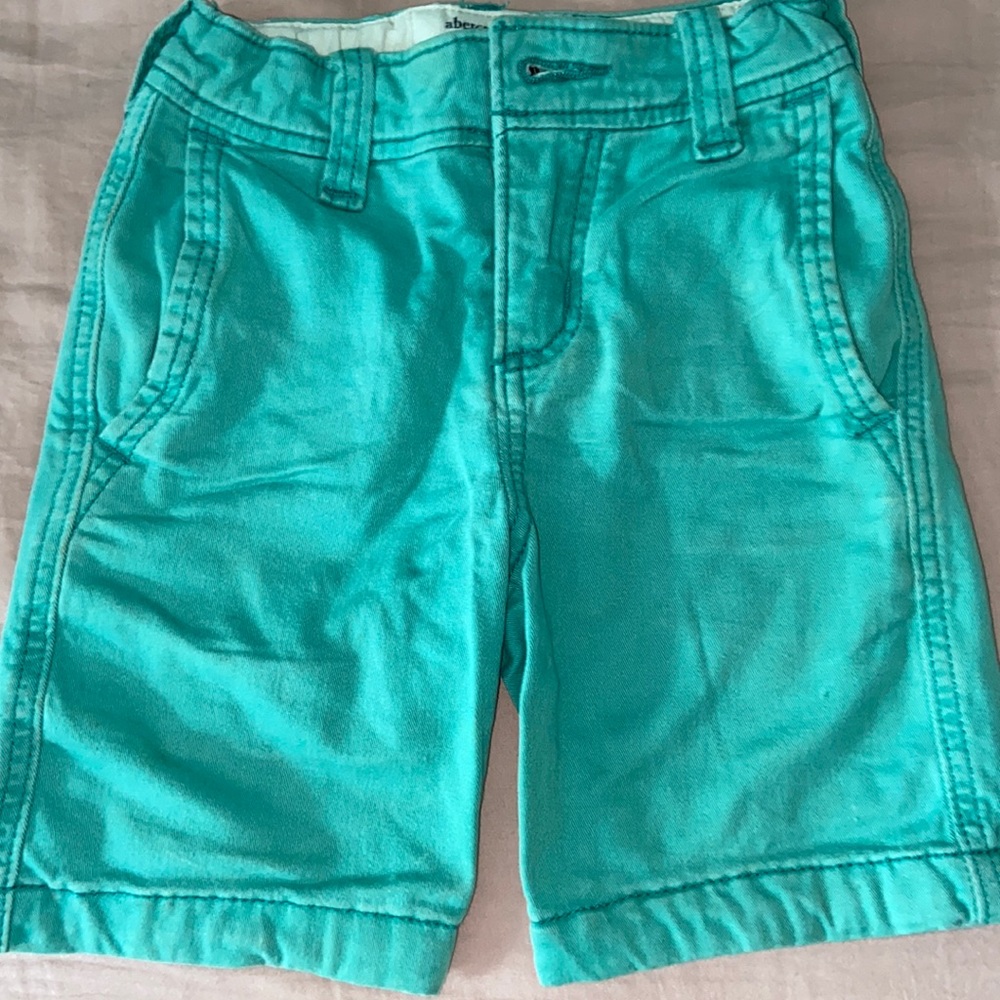 abercrombie kids boys size 5/6 shorts